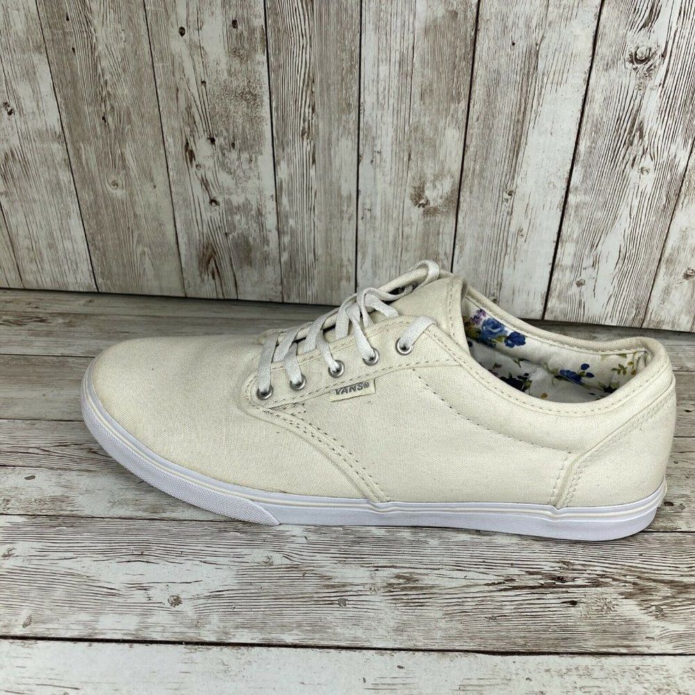 Vans Women's Ivory Lace Up Sneakers size 9.5  Skateboard Shoes Flats